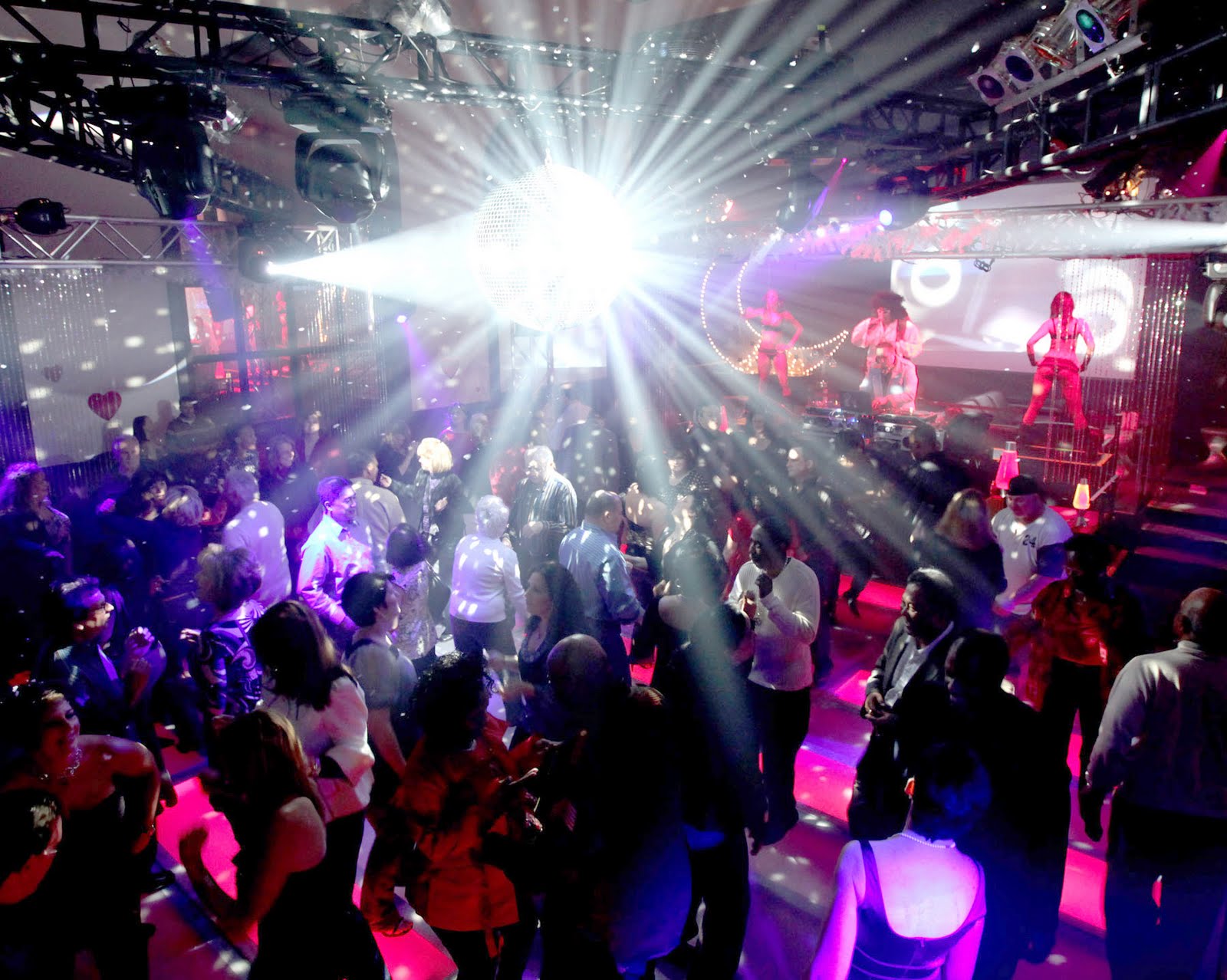 海外のclubで流れた おすすめクラブミュージック ベスト50 Asean 海外移住 アジア タイのススメ
